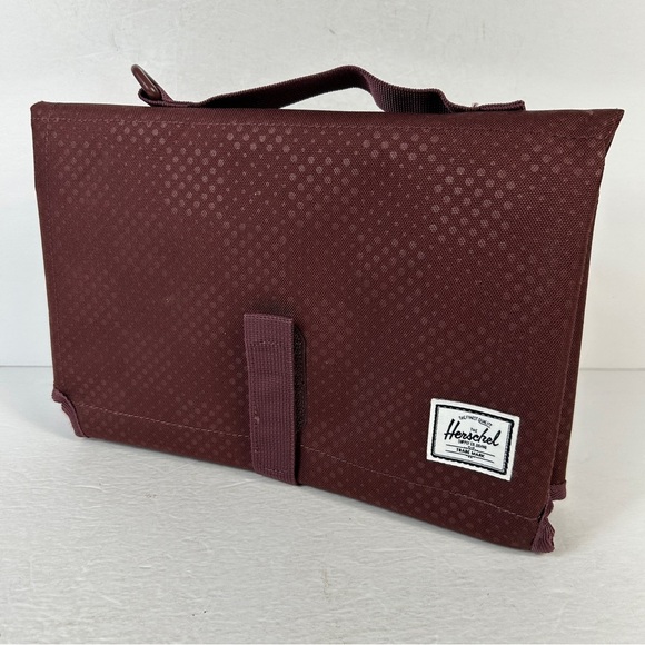 Herschel Supply Company Men's Maroon Toiletry Bag - Picture 1 of 7